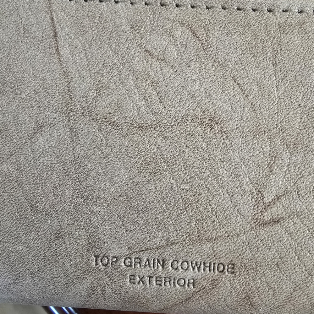 NIB Buxton Leather Checkbook Wallet Taupe - Picture 4 of 12